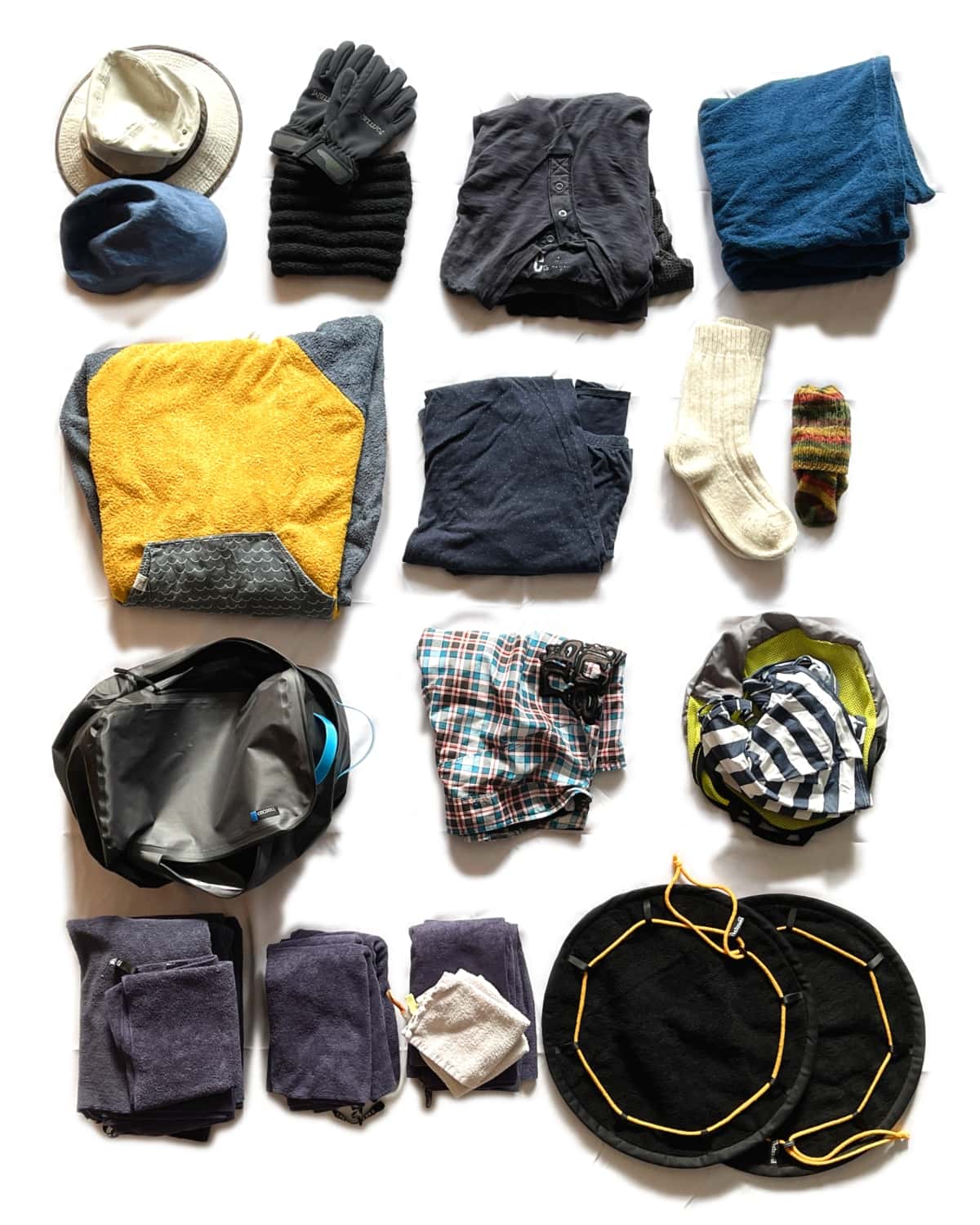 Dachschrank für VW California Beach Das passt alles rein: Füllmenge Dachstauschrank