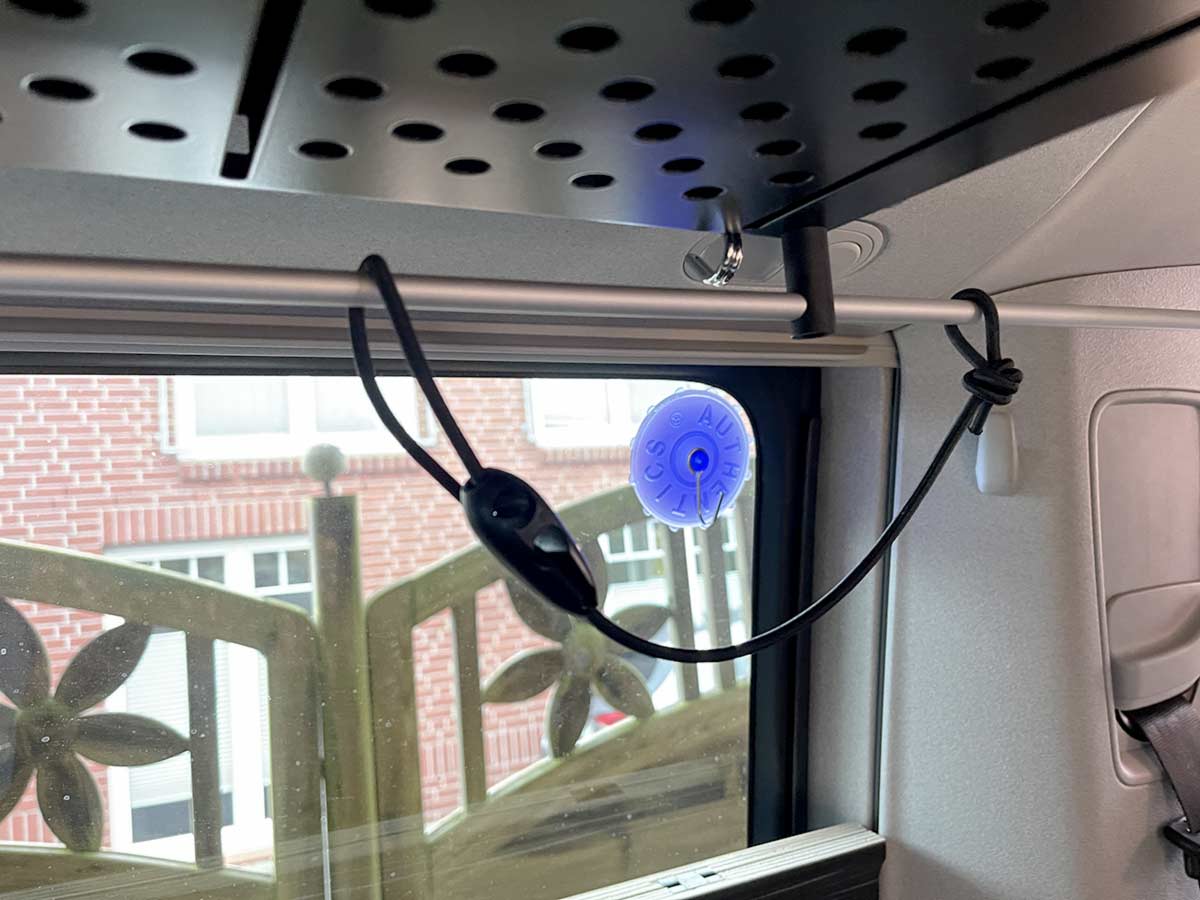 Küchenrollenhalter für Hängeleiste RÄLING