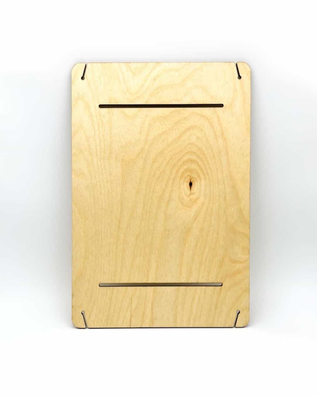 A single table top board PIT