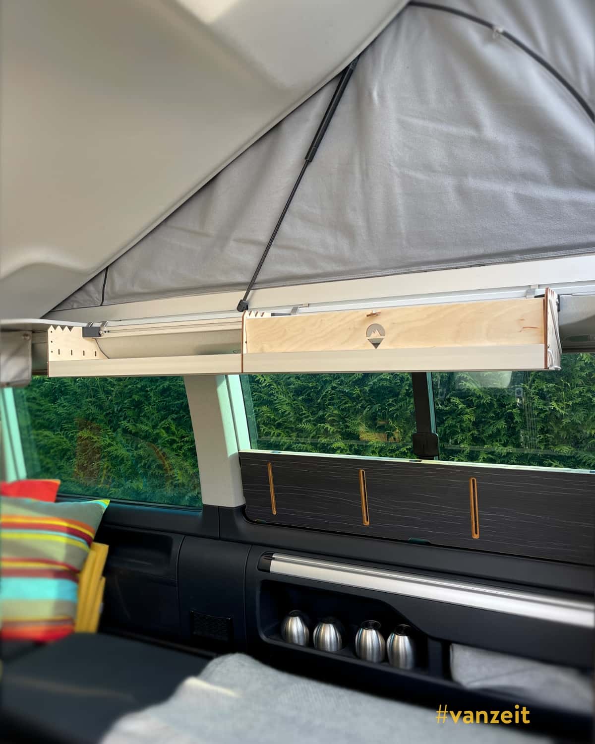 Dachregal System VW California, magnetisch + ready for Silwy 120 cm Regal mit Verlängerung im California Aufstelldach