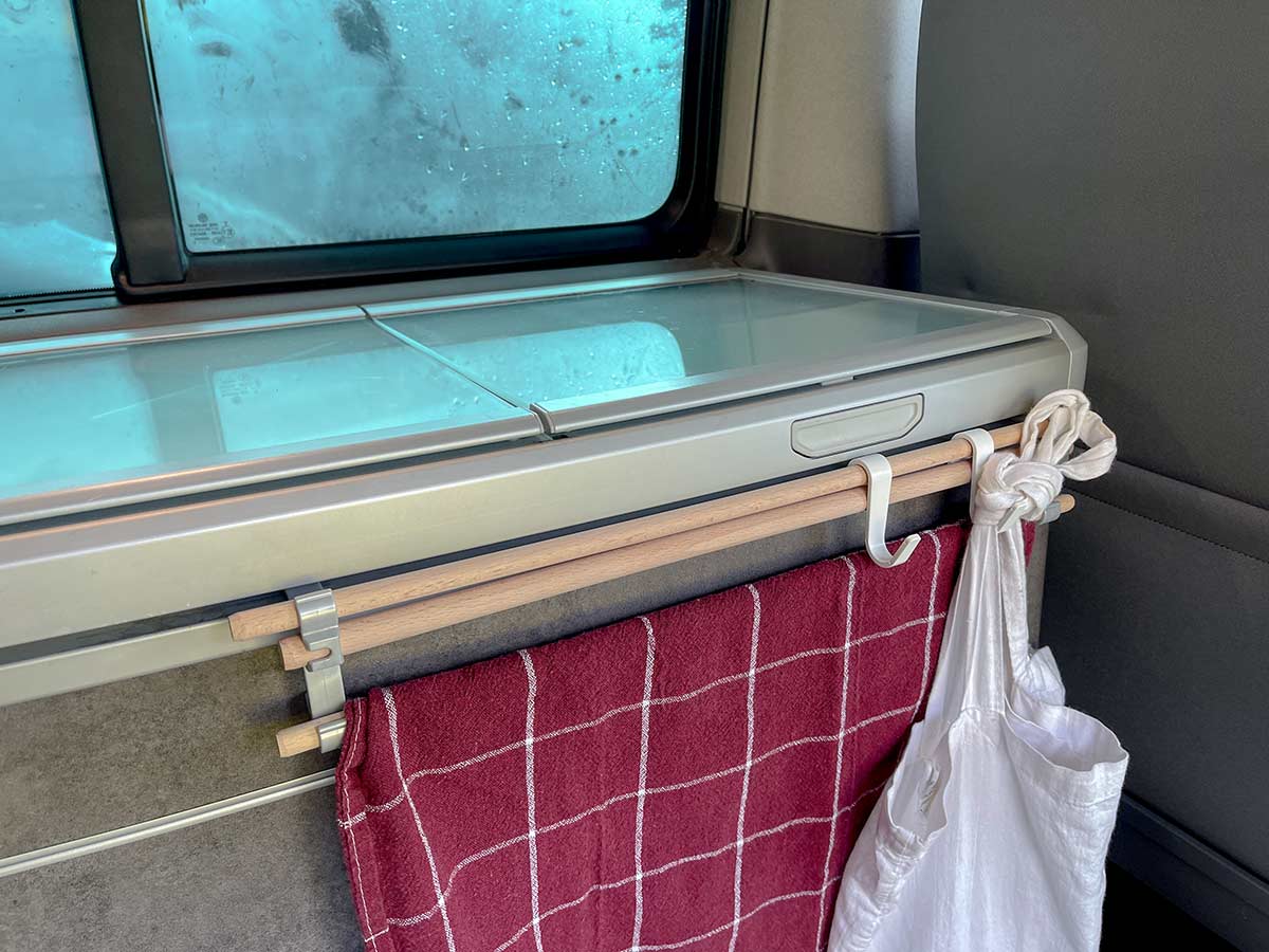 HÄLTWAS towel rail in the T6.1 California Ocean with IKEA Sunnersta