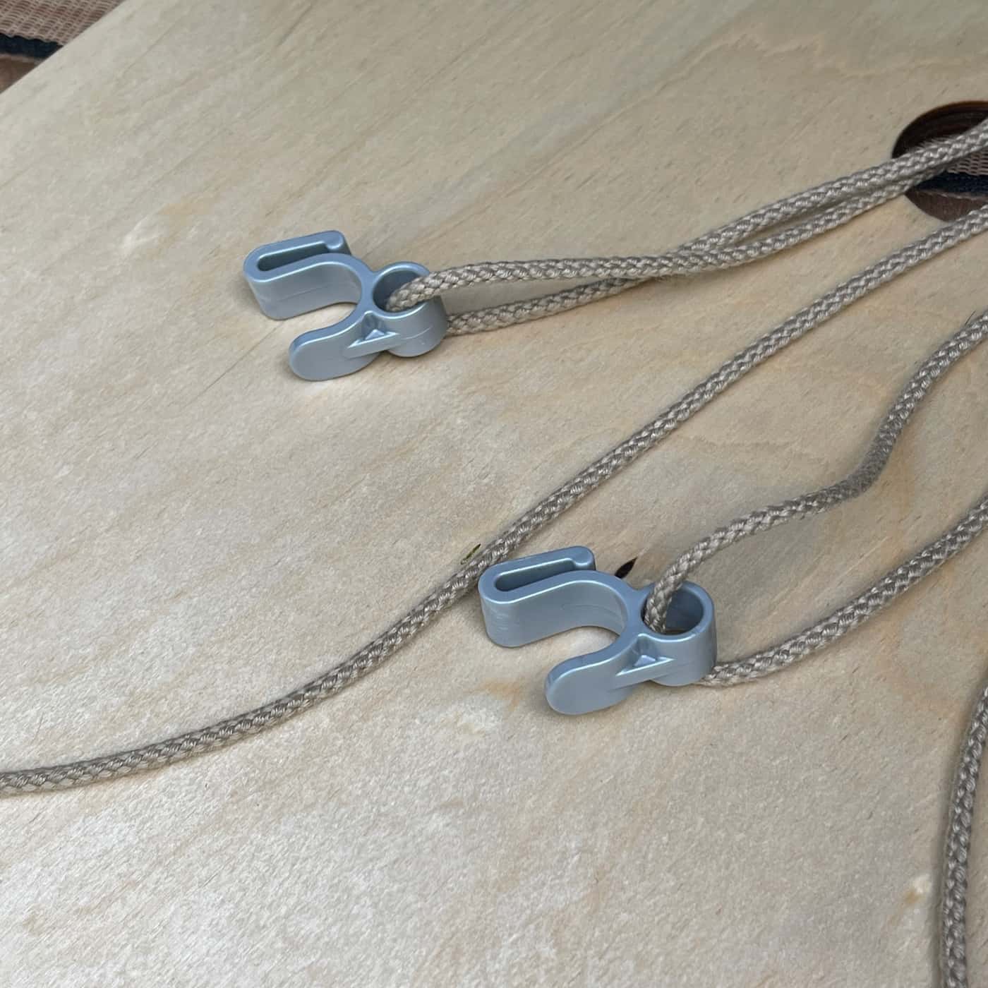 Hakenset mit Polyhanf Seil für Hängetisch Hakenset mit Polyhanf Seil für Hängetisch